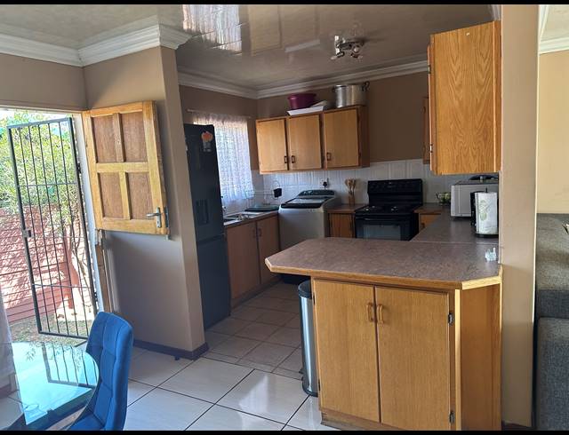 3 BEDROOM GATED ESTATE FOR SALE IN THE ORCHARDS